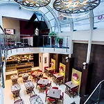 Hotel Ikonik Parlament 4*