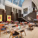 Ikonik Parlament Hotel