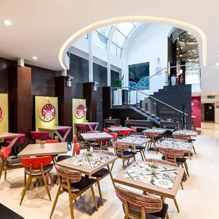 Ikonik Parlament Otel Budapeşte