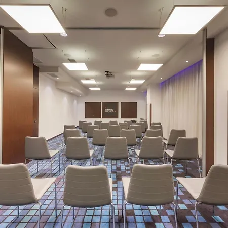Ikonik Parlament Otel Budapeşte