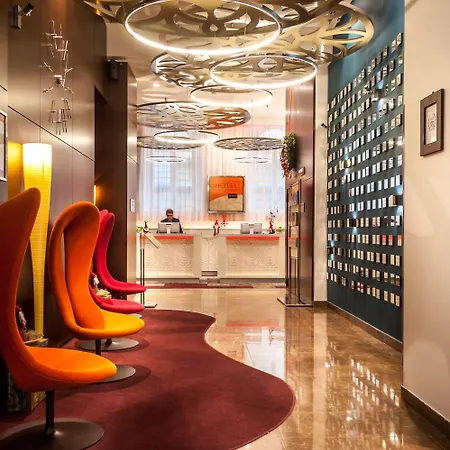 Ikonik Parlament Budapest