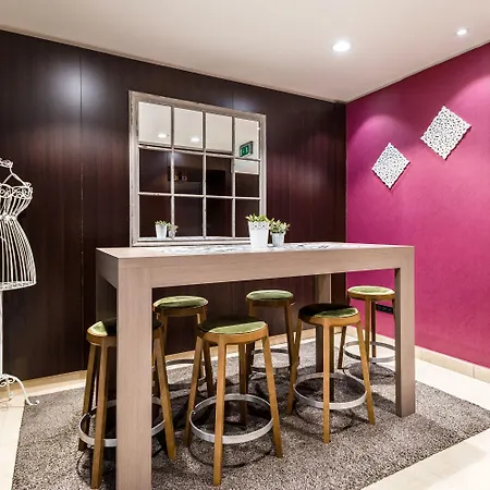 Ikonik Parlament Hotel Budapest