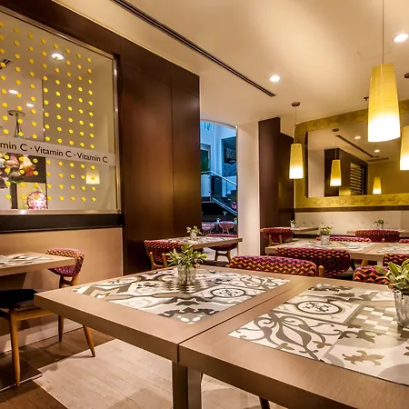 Hotel Ikonik Parlament 4*