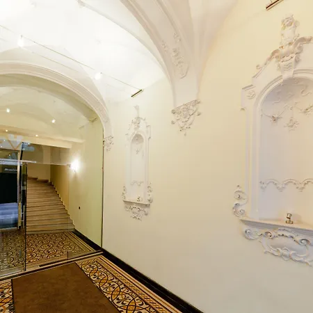 Ikonik Parlament Hotel Budapest