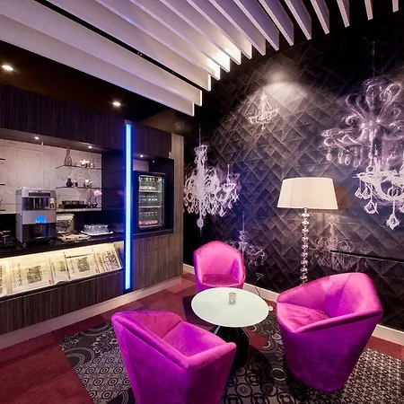 Ikonik Parlament Otel Budapeşte