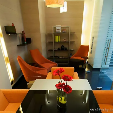 Ikonik Parlament Otel 4*