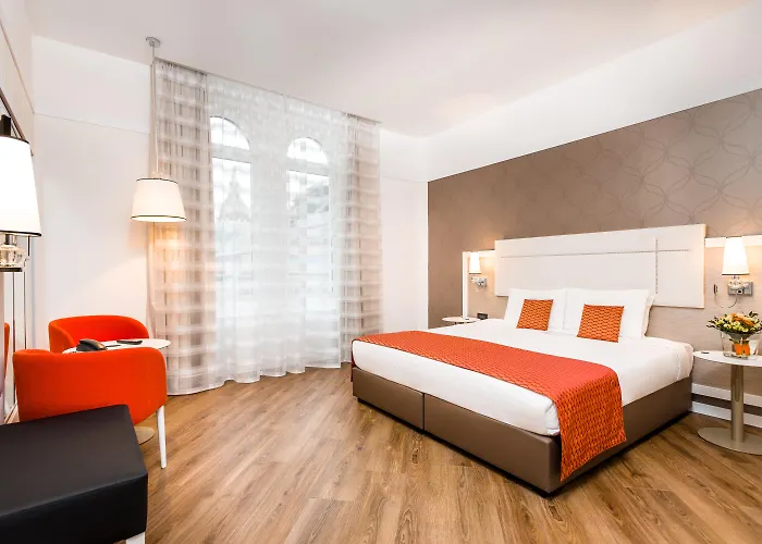 Hotel Ikonik Parlament 4*