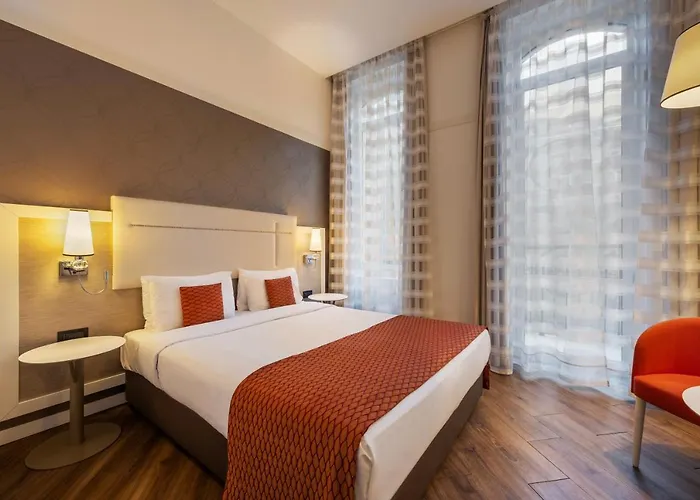 Hotel Ikonik Parlament 4*