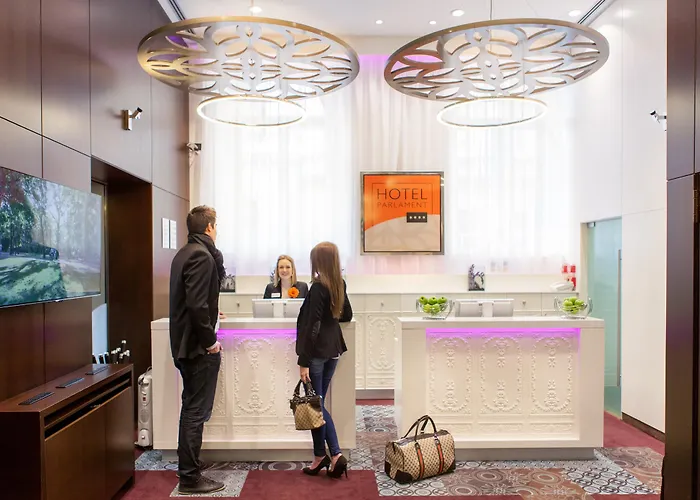 Ikonik Parlament Hotel