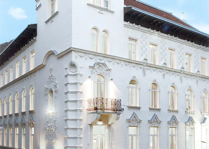 Hotel Ikonik Parlament 4*