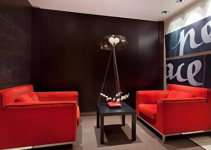 Hotel Ikonik Parlament