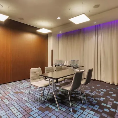 Ikonik Parlament Budapest