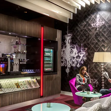 Hotel Ikonik Parlament 4*