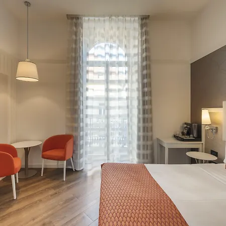 Ikonik Parlament Budapest